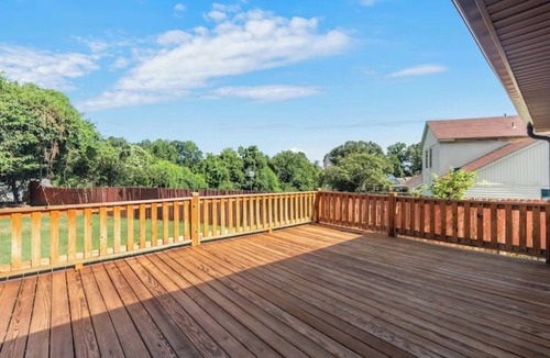 Brighton House | Newly Renovated "Home Away From Home" nA spacious, modernized 4-bedroom home.