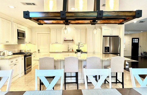Memorial City House | Newly Renovated Home, Centrally Located, Sleeps 10