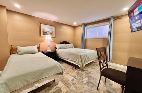 Aurora House | Newly Renovated Home in Central Aurora