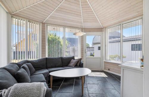 Frederikshavn Villa | Newly renovated house close to the ferry, downtown, and the beach