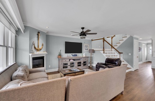 Manasquan House | Newly renovated kitchen! 2 weeks left in summer!