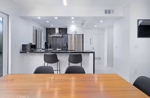 Racquet Club Estates House | Newly Renovated Mid-Century Inspired townhome near downtown Palm Springs
