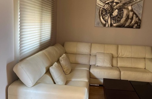 Polop House | Newly renovated modern townhouse (pet friendly)