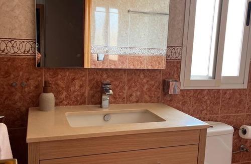 Polop House | Newly renovated modern townhouse (pet friendly)