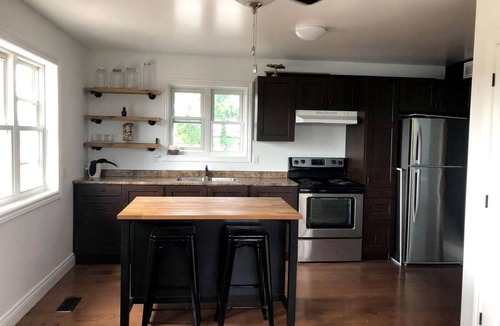 Otonabee-South Monaghan Cottage | Newly-Renovated Ontario Cottage for a Weekend Getaway in Canada