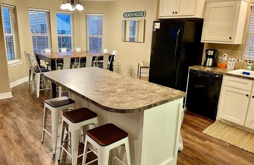 San Luis House | Newly renovated- Panoramic Ocean Views Seconds to the Beach - Sandy Feet Retreat