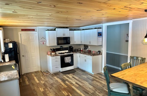 Portage Lake House | Newly Renovated, perfectly located and fully equiped.
