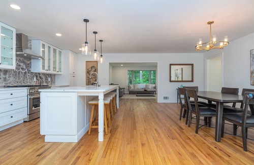 Atlanta House | Newly renovated, pristine home