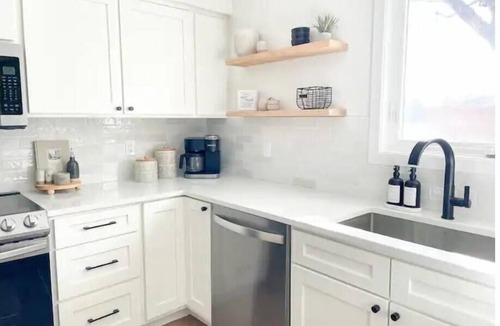 Greenville House | Newly Renovated, Quiet Home