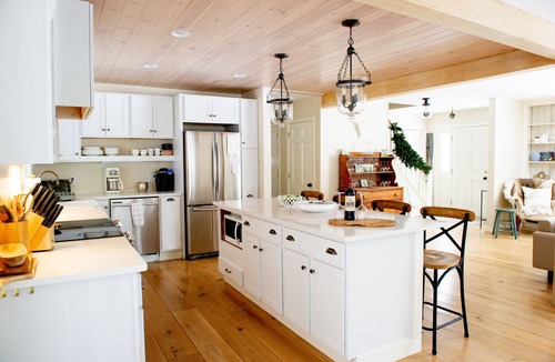 Grafton House | *NEWLY RENOVATED* Road-trippers Oasis - 3min walk to Grafton Inn & Tavern