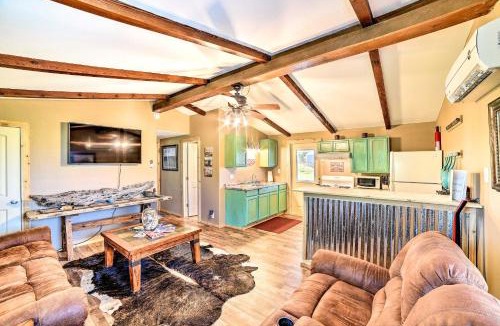 Rockport House | Newly Renovated Rockport Cottage 4 mil beach
