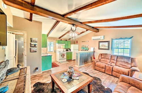 Rockport Cottage | Newly Renovated Rockport Cottage 4 mil Beach