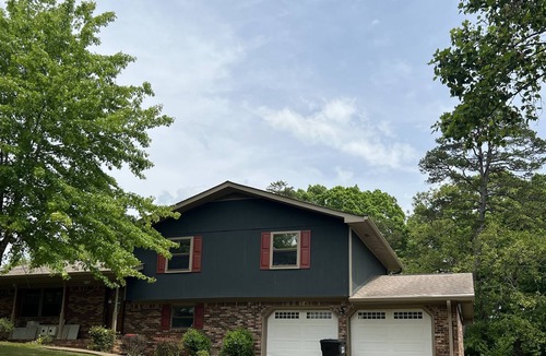 Middle Valley House | Newly Renovated Spacious House--15miles to downtown