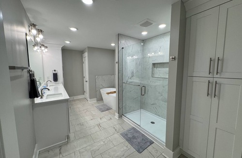 Starkville House | Newly renovated spacious 3 BR/2 Bath home 2.6 miles from Davis Wade or the Dude.