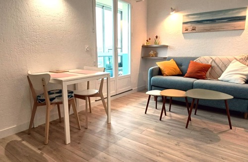 La Turballe Apartment | Newly renovated studio 2 minutes' walk from the beach and town center