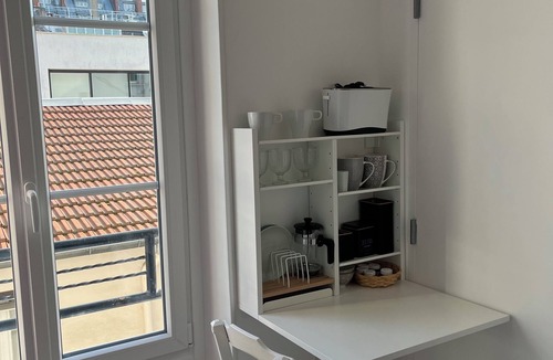 Parc-de-Montsouris Apartment | Newly renovated studio, artists' quarter!