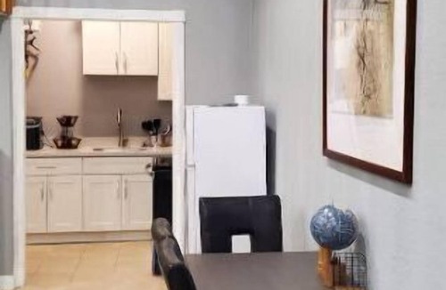 Upper Telegraph Apartment | Newly Renovated Studio Space Unexpected Surprise