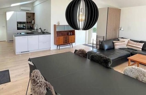 Diernæs House | Newly renovated summer house 40 m from the water