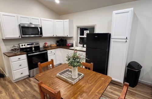 Pontotoc House | Newly Renovated Tiny Home