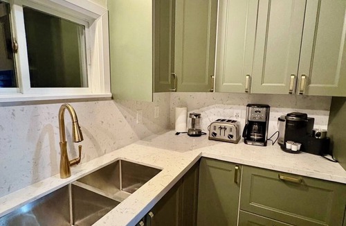 Northern Bruce Peninsula Cottage | Newly renovated Tobermory, Breathtaking Sunsetn