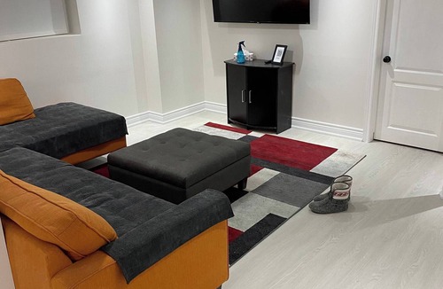 Meadowvale Village Apartment | Newly Renovated Two Bedroom Apartment