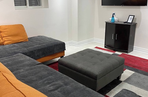 Meadowvale Village Apartment | Newly Renovated Two Bedroom Apartment