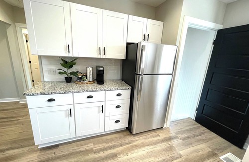 Wa Keeney Other | Newly renovated upper floor!