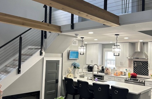 Horseshoe Lake House | Newly Renovated Modern Lakehouse