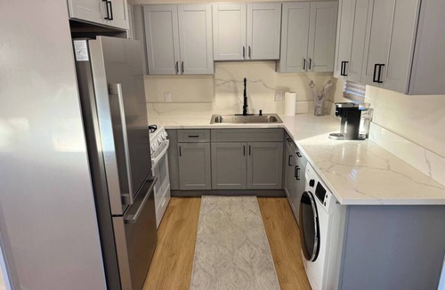 Rancho Cordova House | Newly Renovated 2br Retreat I HOT TUB & GAMES