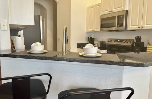 Tuscan Hills House | Newly Renovated Vacation Home in Tuscan Hills with Private Pool Near Disney!
