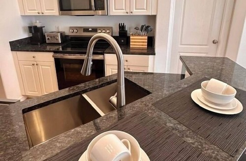 Tuscan Hills House | Newly Renovated Vacation Home in Tuscan Hills with Private Pool Near Disney!
