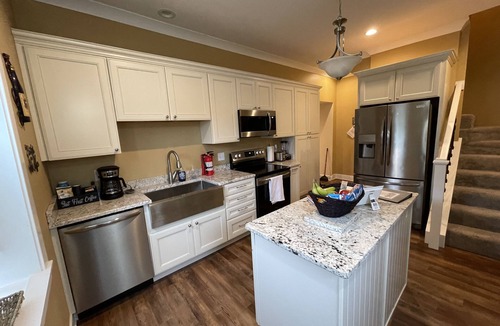 Madison House | Newly renovated, walkable, historic 4-bedroom house in bustling Madison.