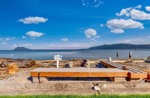 Bow House | Newly renovated waterfront home on Samish Island with firepit