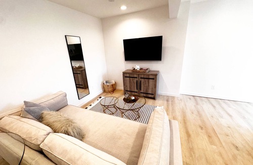 Berkeley Hills House | Newly updated Forest Oasis + full kitchen