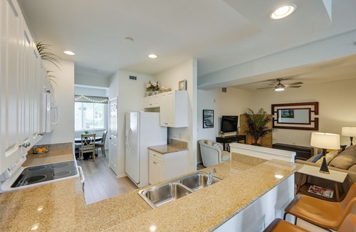 Naples Condo | Newly Updated Golf Villa w/Free Golf May-Oct