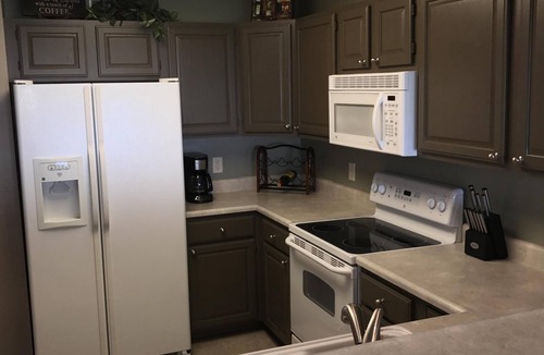 Highlands House | Newly Updated Vacation/Executive Home-Minutes To Downtown