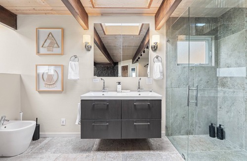 Moss Beach House | Newly updated w Stunning ocean view in Moss beach