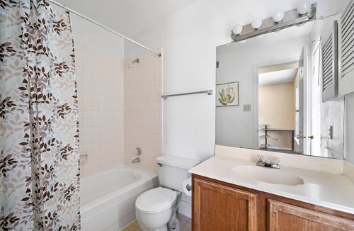 Greater Fondren Southwest House | Newly Upgraded Townhome