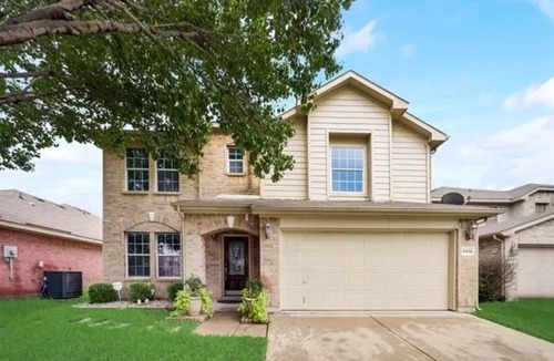 Grand Prairie House | ☆New☆Modern Luxury Dallas Getaway 5BR/2.5BA 3000sf