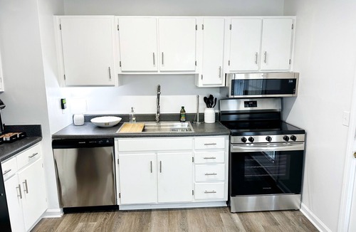 Newnan House | Newnan Gem