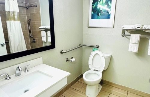 Newnan Hotel | Newnan Lodge