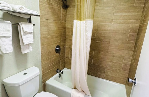 Newnan Hotel | Newnan Lodge