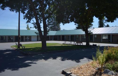 Newport Hotel | Newport Antler Motel