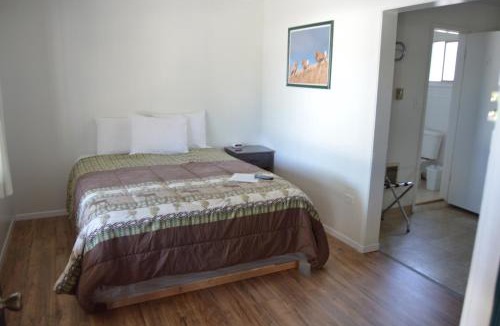 Newport Hotel | Newport Antler Motel