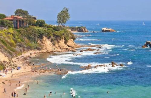 Santa Ana Heights Apartment | Newport Beach Lux