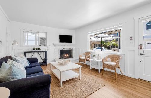 West Newport House | Newport Coastal Charm