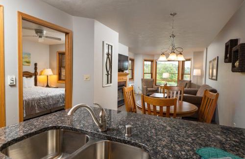 Egg Harbor Resort | Newport Resort