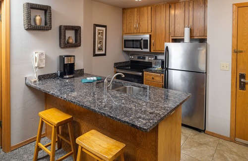 Egg Harbor Hotel | Newport Resort