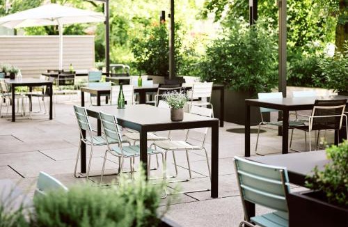 St. Gallen Hotel | Newstar Hotel (Free Parking)