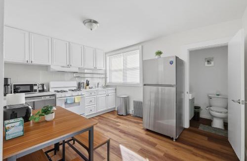 Nonantum Apartment | Newton Newly Renovated 3Br Apt